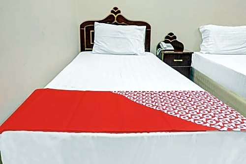 OYO 794 Great Country Hotel