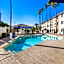 Days Inn & Suites by Wyndham Mesa Near Phoenix