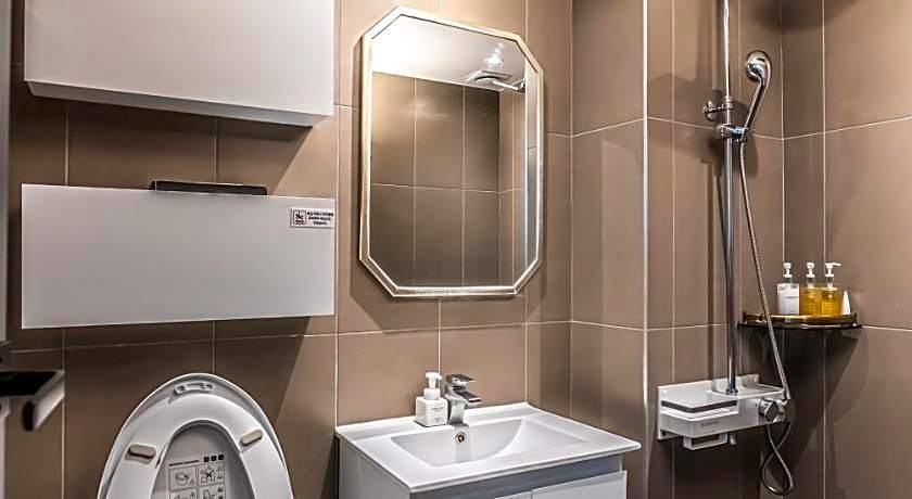 Hotel The Grang Jungmun