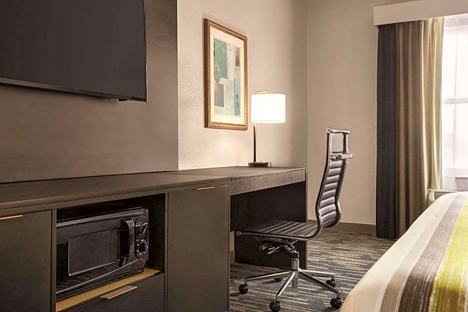 Country Inn & Suites by Radisson, Panama City Beach, FL