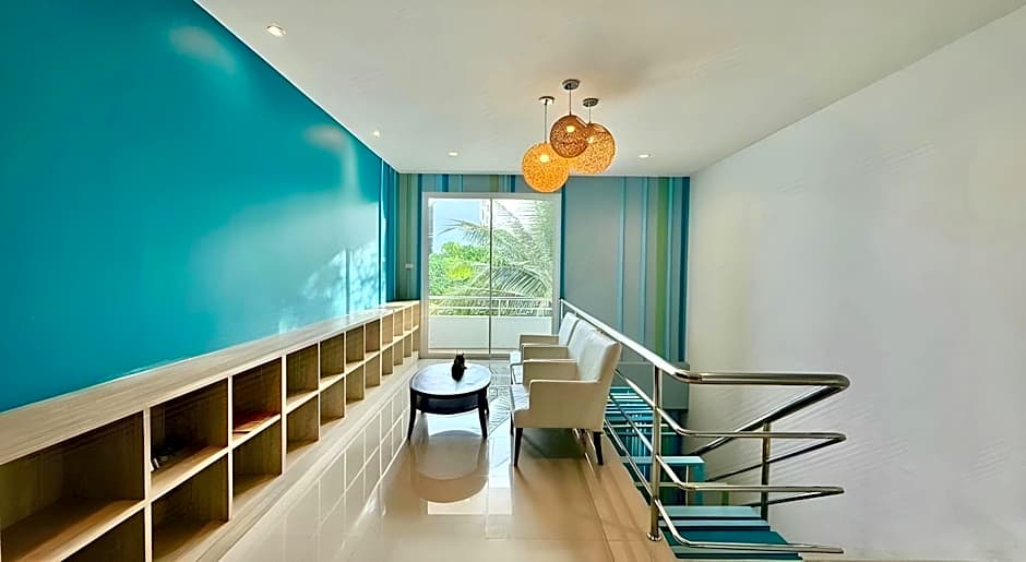 Apo Hotel
