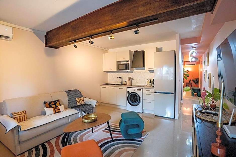 Condo Flamingo with pool