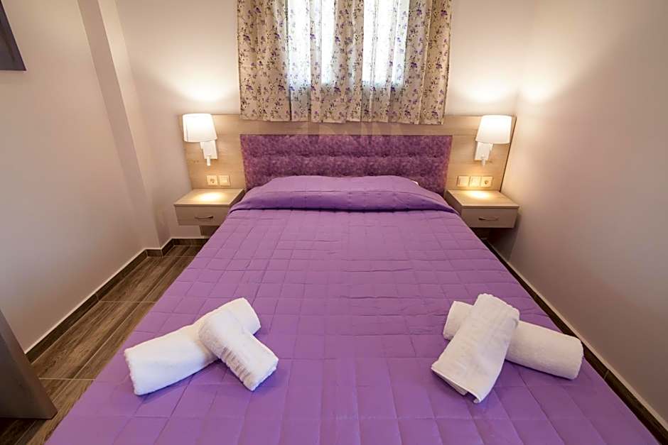 Del Mar 'Adults Only'