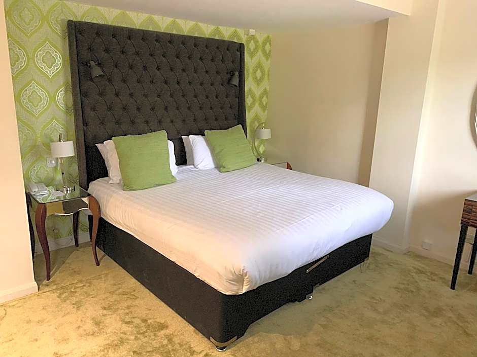 Barons Court Hotel Walsall