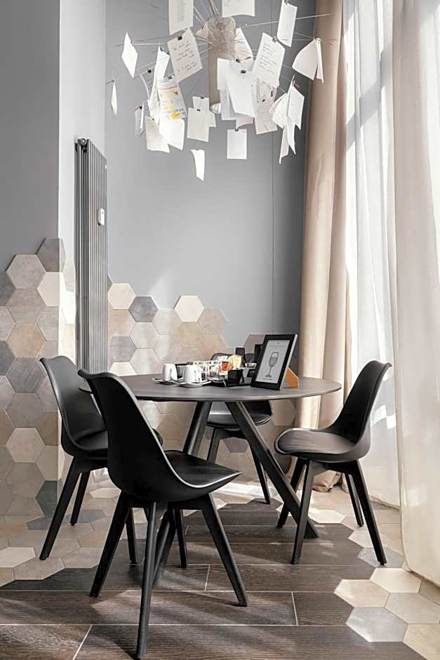 Montenapoleone Suites