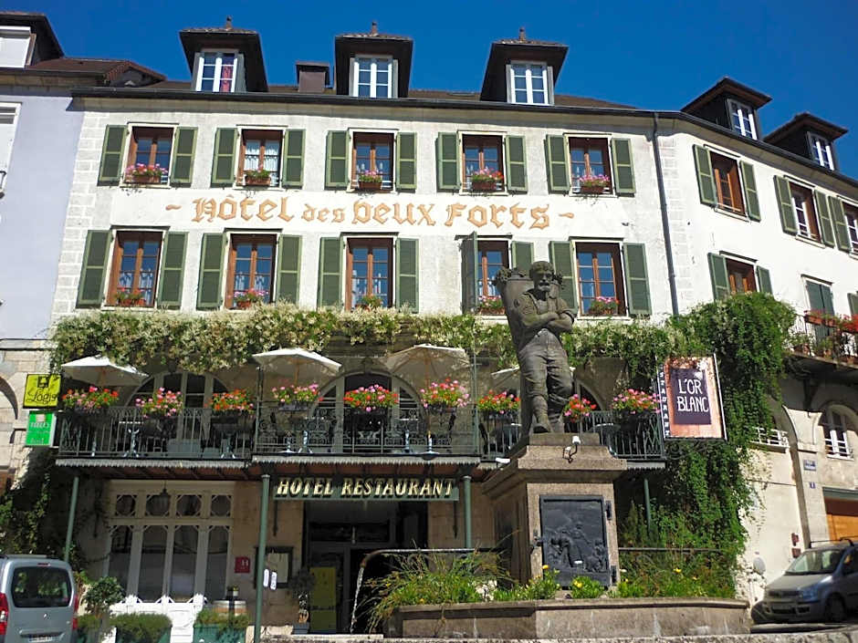 Logis Hôtel des Deux Forts