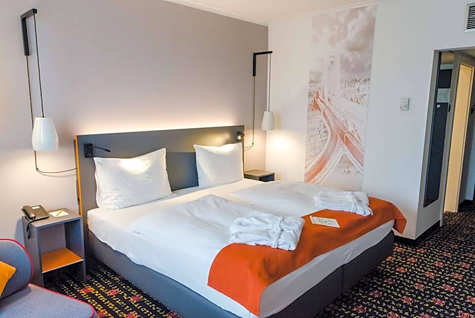 Vienna House Easy By Wyndham Airport Bucharest