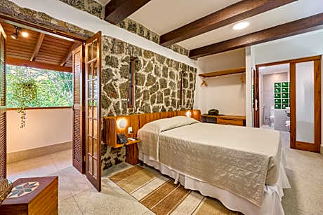 Double Room with Spa Bath