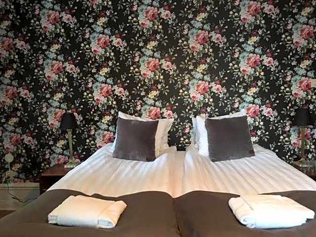 Morris Hotel