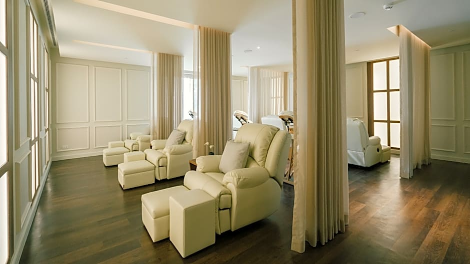 Grande Centre Point Surawong Bangkok