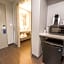 Holiday Inn Express & Suites Houston SE - Airport Area By IHG