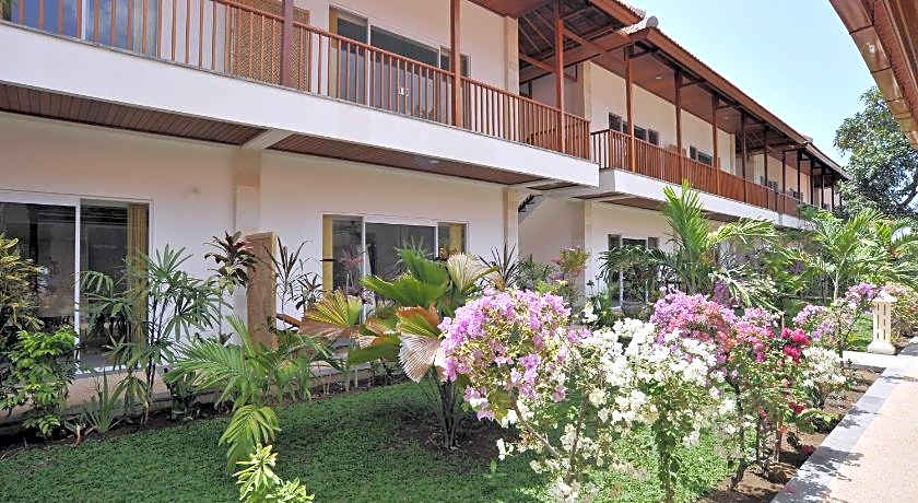 Aquarius Beach Hotel