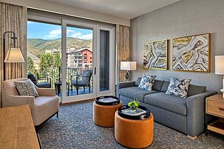 2 Bedroom Villa, Bedroom 1: 1 King, Bedroom 2: 1 King, Sofa Beds: 2, Balcony, Fireplace