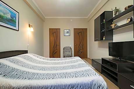 Nadezhda apartments at Kazybek bi st. 125/1