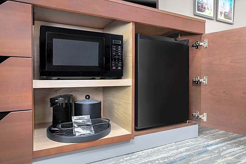 Hampton Inn By Hilton & Suites Atl-Six Flags