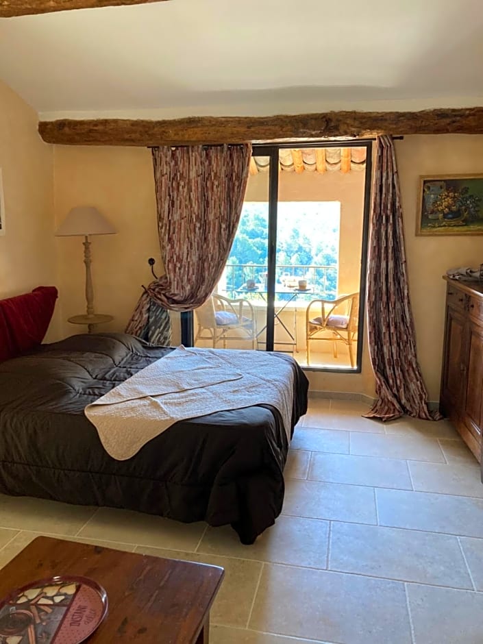 Rose – Bonnieux, UT