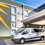 La Quinta Inn & Suites by Wyndham Atlanta Airport