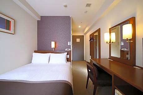 Small Double Bed Non Smoking