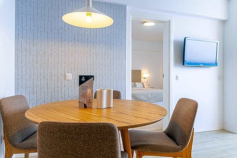 Atlantic Holiday Hotel