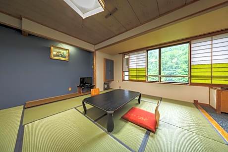 Japanese-Style Room with Shared Bathroom