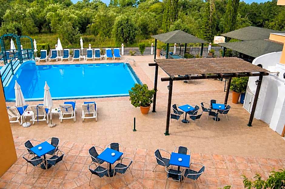 Nikos Villas - Poolside Getaways in Kavos, Corfu