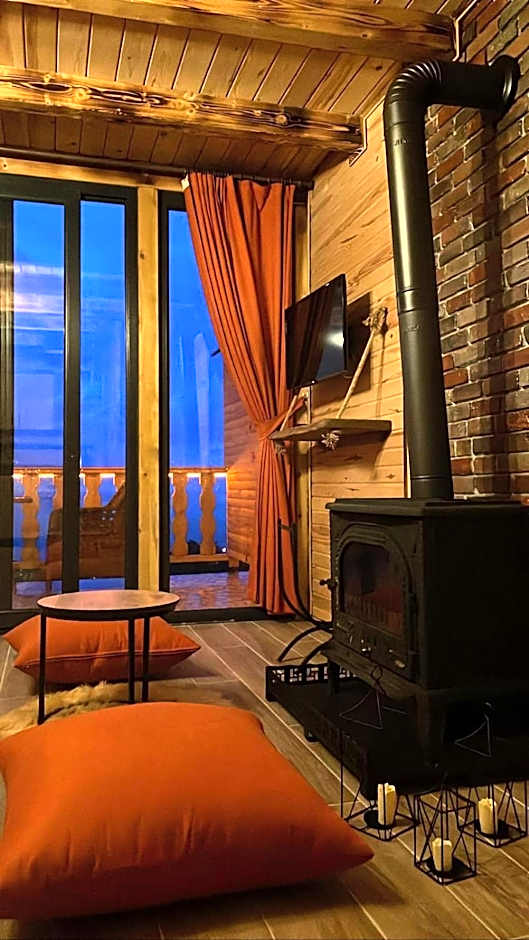 Mavera Suit Bungalow