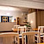 Port Hotel