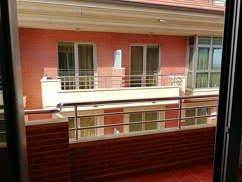 Hotel Marítimo Ris con garaje