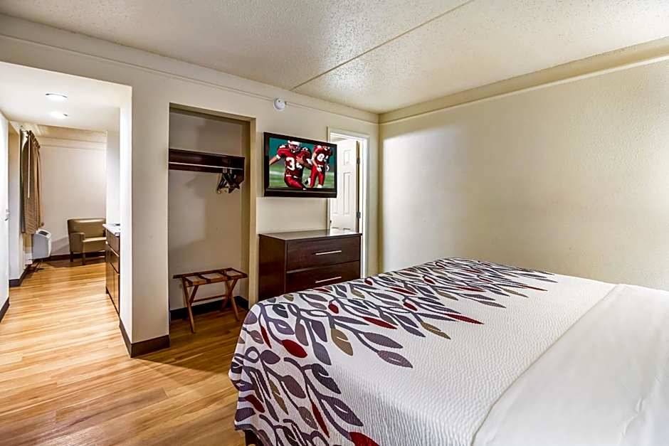 Red Roof Inn Houston East - I-10