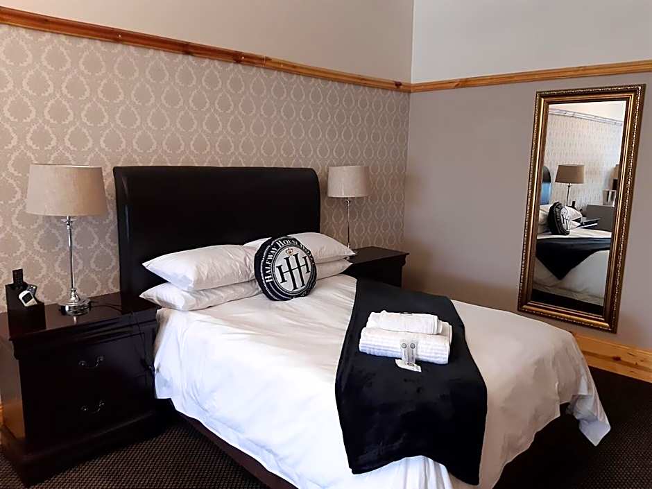 Halfway House Hotel