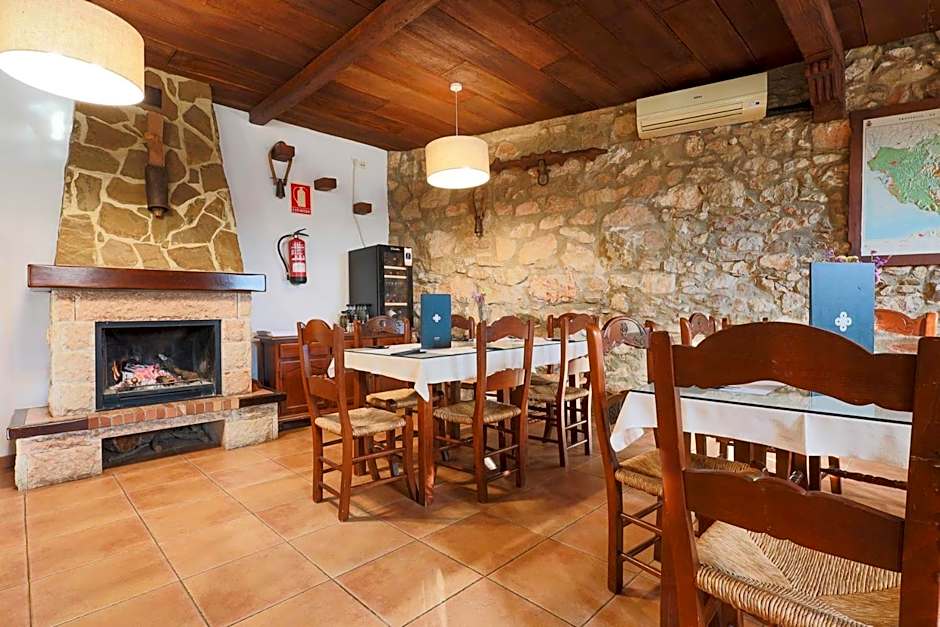 Tugasa Hotel y Apartamentos rurales La Posada
