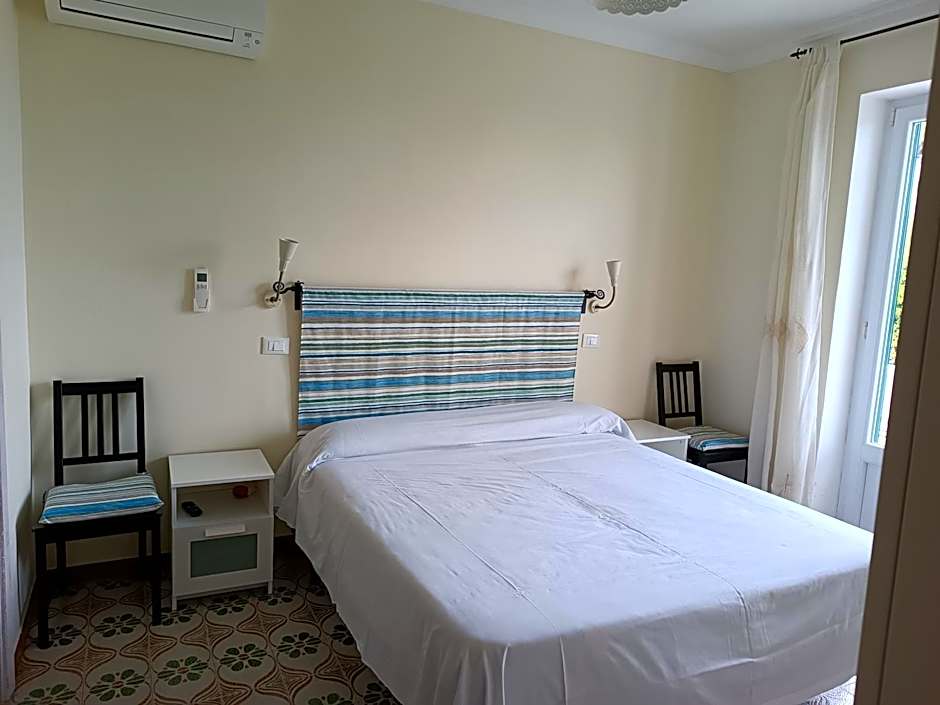 Villa Olivia Residence Ischia - nel Verde con Piscine e Vista Mare