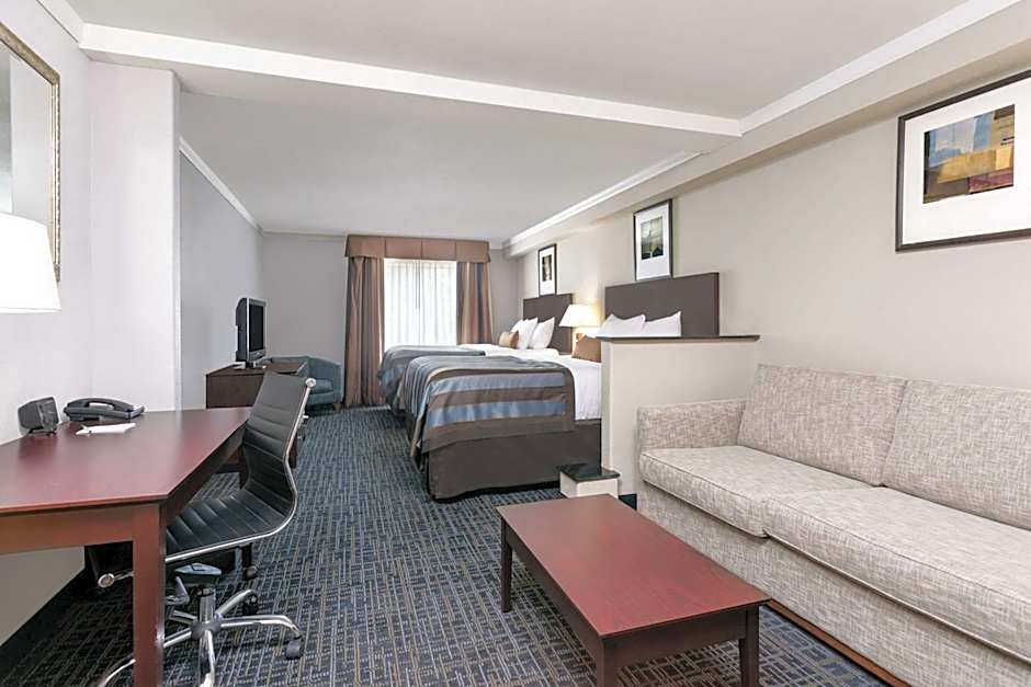 Wingate by Wyndham Athens Near Downtown