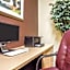 Comfort Inn & Suites Oakland