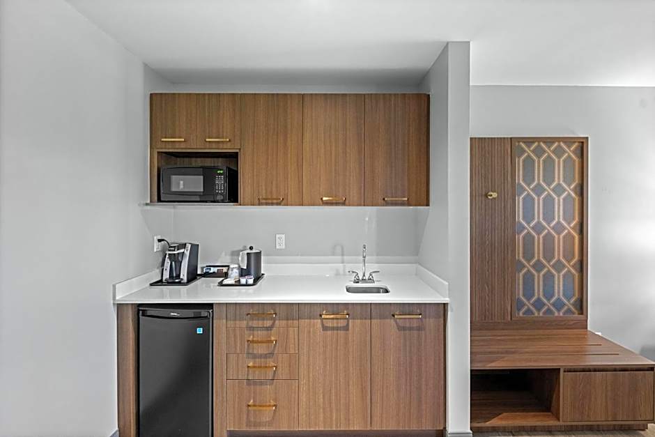 Holiday Inn Hotel & Suites Surrey East - Cloverdale By IHG