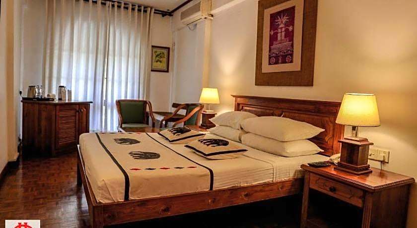 Hotel Casamara - Center Point Kandy