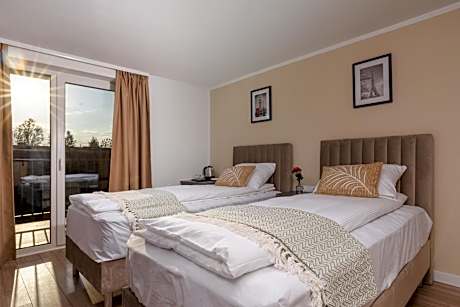 Triple Room with Balcony