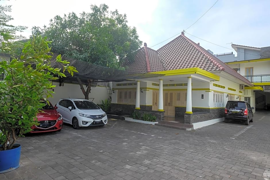 Urbanview Syariah Kadarman Home Laweyan by RedDoorz