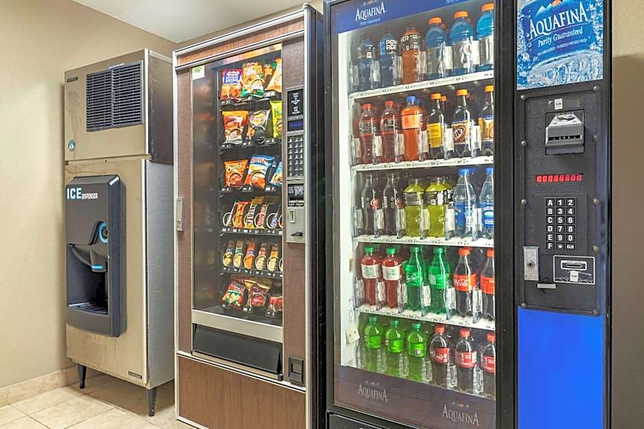 Sleep Inn & Suites Brunswick North