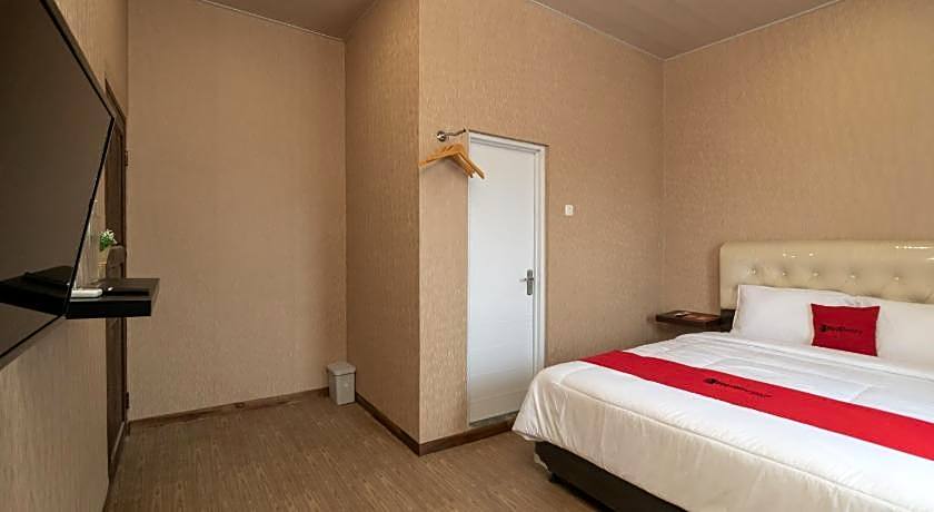 RedDoorz @ Jalan Srikandi Pekanbaru