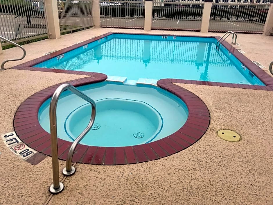 HomeBridge Inn and Suites