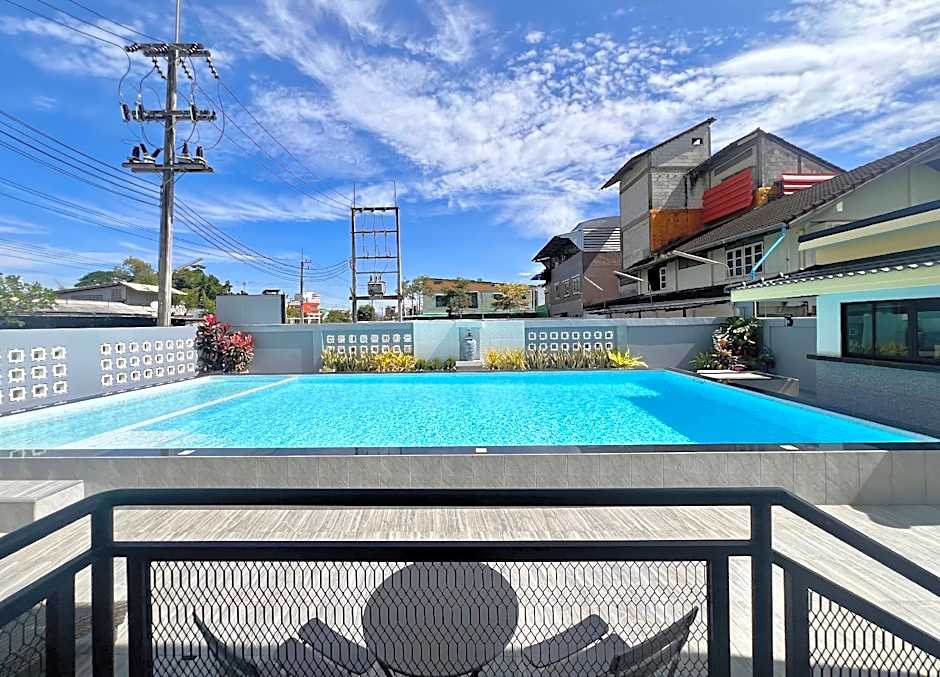 USABAI Riverside Boutique Hotel
