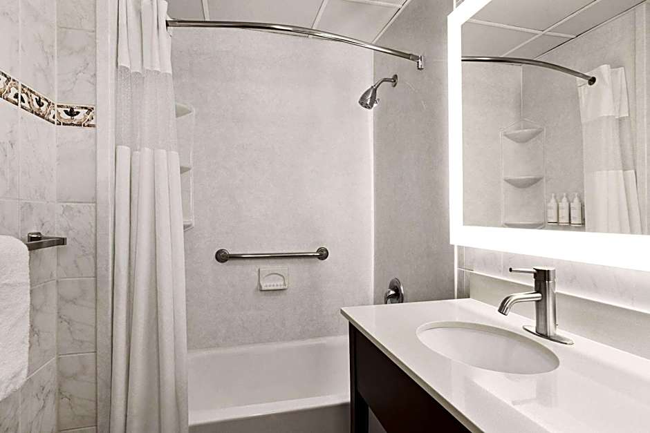 Days Inn by Wyndham Ocean City Oceanfront