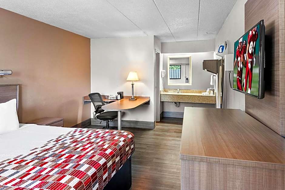 Red Roof Inn Indianapolis North - College Park