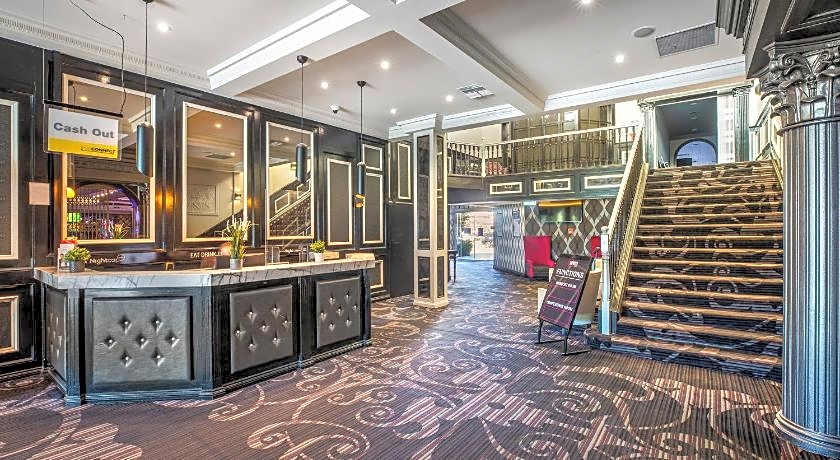 Nightcap at Skyways Hotel