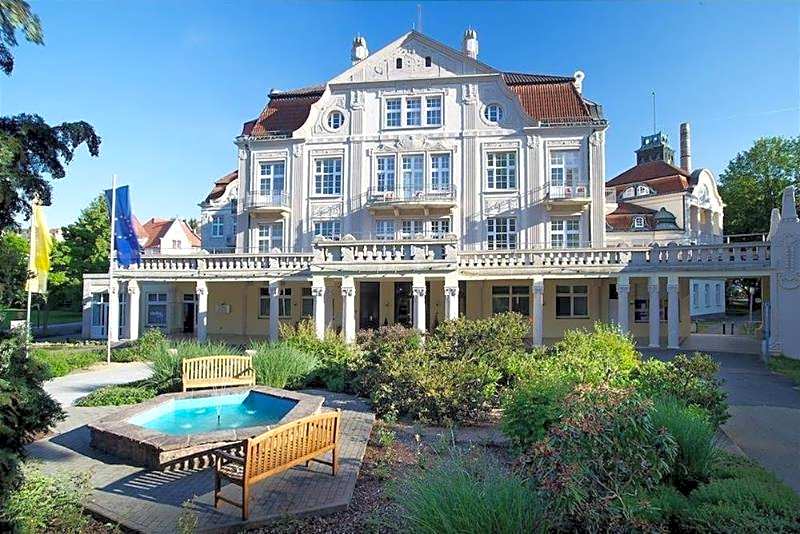 Hotel Badehof