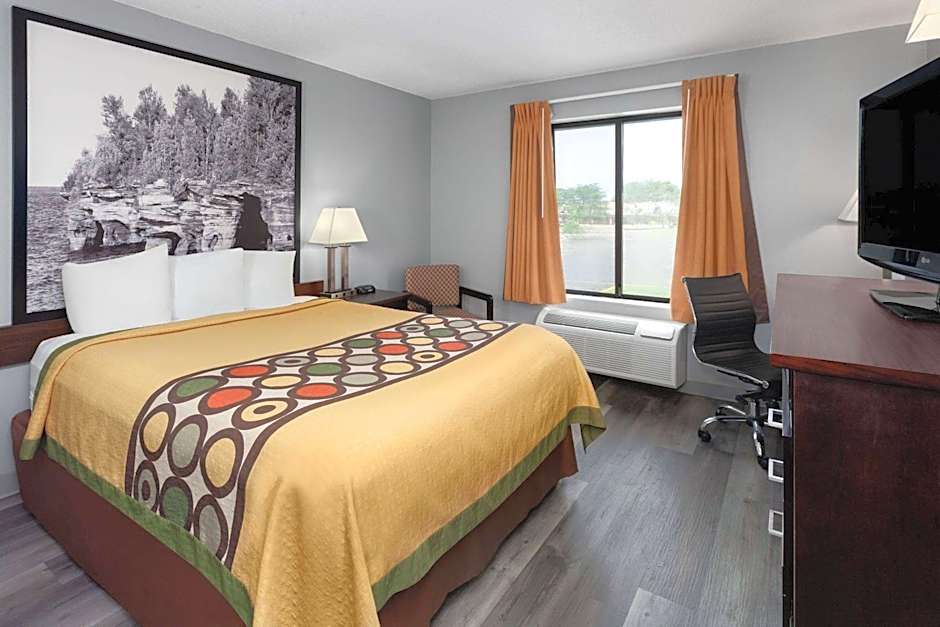 Super 8 by Wyndham Sun Prairie/Madison E