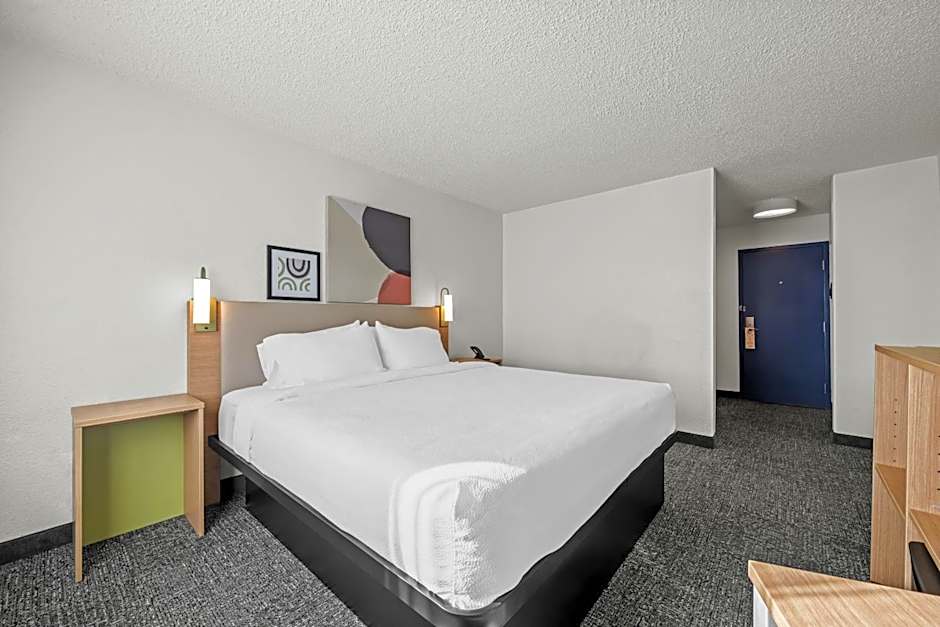 Spark by Hilton Cleveland Beachwood