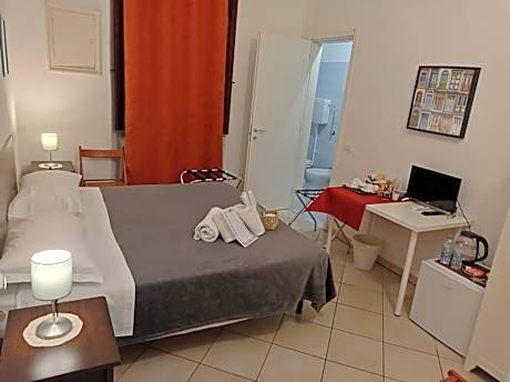 Double or Twin Room with Private Bathroom