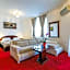 Garni Hotel Royal Crown